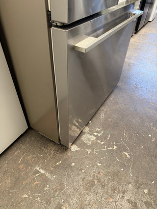 *Current Model* Fisher & Paykel 487L French Door Fridge RF522ADX5 [Factory Second]