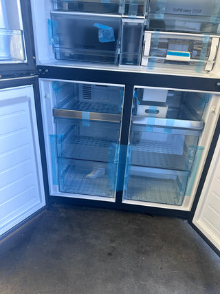 Hitachi 638L 4 RWB640VT0GBK Door French Door Fridge - Black Glass [Factory Second] NO DAMAGE ON UNIT