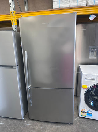 Fisher & Paykel  519L Matte Stainless Steel Bottom Mount Refrigerator [Refurbished]