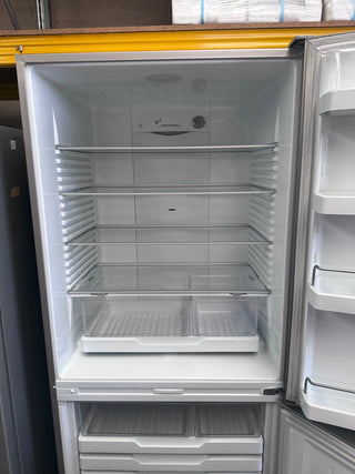 Fisher & Paykel  519L Matte Stainless Steel Bottom Mount Refrigerator [Refurbished]