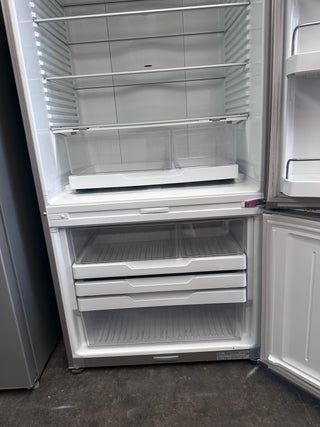 Fisher & Paykel  519L Matte Stainless Steel Bottom Mount Refrigerator [Refurbished]