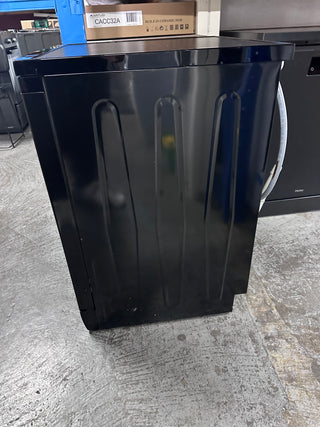 *Current Model* Beko BDFB1630B 16 Place Setting Freestanding Dishwasher (Glossy Black) [Factory Second]