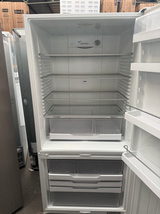 Fisher & Paykel 519L Bottom Mount Fridge  [Refurbished]