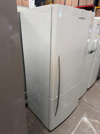 Fisher & Paykel 519L Bottom Mount Fridge  [Refurbished]