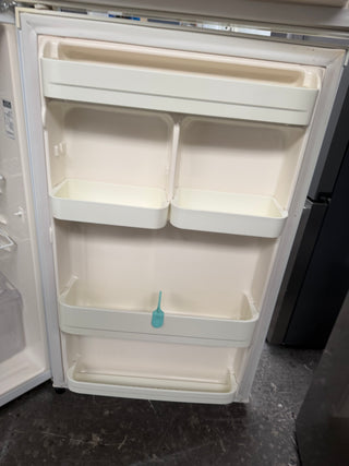 Westinghouse 392L Top Mount Fridge [Refurbished]