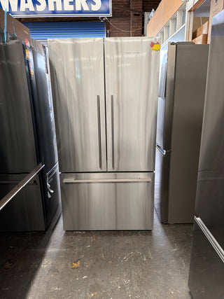 *Current Model* Fisher & Paykel Series 7 569L French Door Refrigerator Stainless Steel RF610ADX5 [Factory Second]