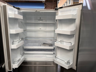 *Current Model* Fisher & Paykel Series 7 569L French Door Refrigerator Stainless Steel RF610ADX5 [Factory Second]