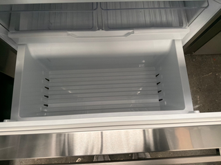 *Current Model* Fisher & Paykel Series 7 569L French Door Refrigerator Stainless Steel RF610ADX5 [Factory Second]