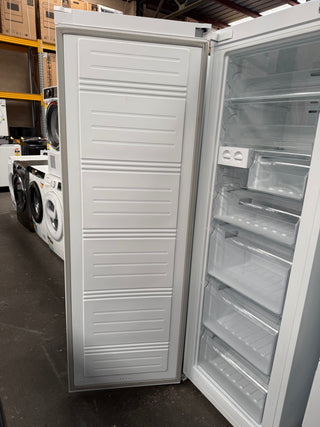 Hisense 280L Frost Free Upright Freezer  [Refurbished] - DMS Appliances