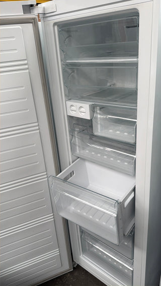 Hisense 280L Frost Free Upright Freezer  [Refurbished] - DMS Appliances