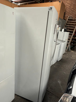 Hisense 280L Frost Free Upright Freezer  [Refurbished] - DMS Appliances