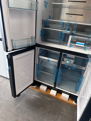 *Current Model* Hitachi 638L RWB640VT0XMGW Fridge with Non-Plumbed Ice Maker - Glass Matte White [Factory Second]