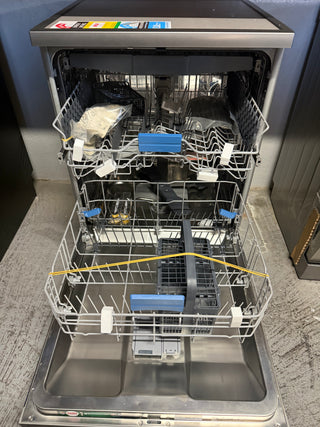 *Current Model - Made in Europe* Beko BDFB1630X 16 Place Setting Freestanding Dishwasher (Platinum Steel) [Factory Second]]