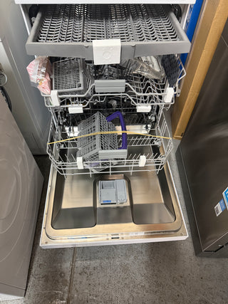 Beko Freestanding Dishwasher 16 Place White BDFB1630W [Factory Second]