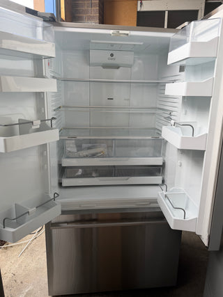 * Current Model*  Fisher & Paykel Series 7 569L French Door Refrigerator with Ice and Water Stainless Steel RF610ADUX5 [Factory Second] - DMS Appliances