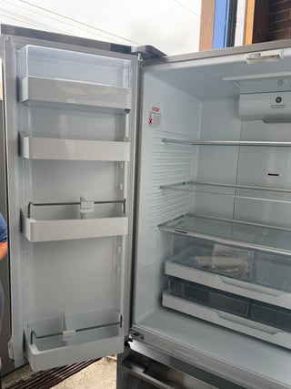 * Current Model*  Fisher & Paykel Series 7 569L French Door Refrigerator with Ice and Water Stainless Steel RF610ADUX5 [Factory Second] - DMS Appliances
