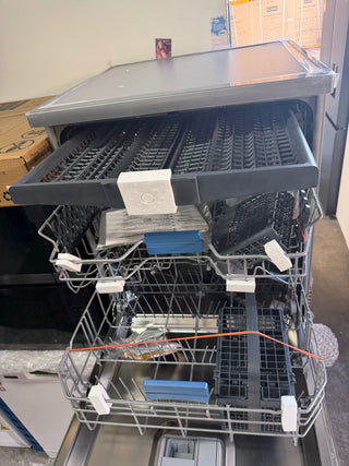 *Current Model - Made in Europe* Beko BDFB1630X 16 Place Setting Freestanding Dishwasher (Platinum Steel) [Factory Second]