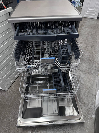 *Current Model *Beko 60cm Freestanding Stainless Steel Dishwasher with Autodosing BDF1640AX [Factory Second]