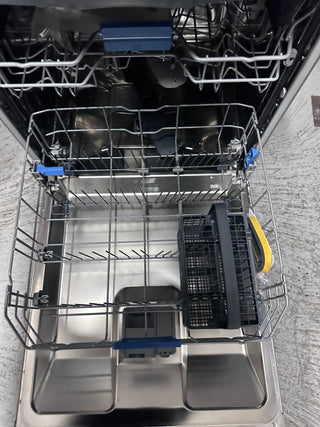 *Current Model - Made in Europe* Beko BDFB1630X 16 Place Setting Freestanding Dishwasher (Platinum Steel) [Carton Damaged]