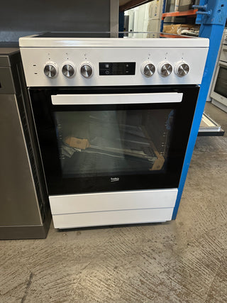 Beko BFC60VMW1 60cm Freestanding Electric Oven/Stove factory second
