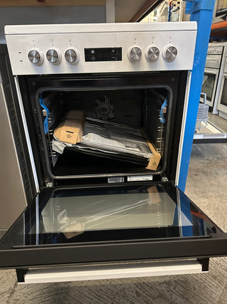 Beko BFC60VMW1 60cm Freestanding Electric Oven/Stove factory second