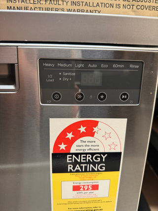 *Current Model* Fisher & Paykel Series 5 Contemporary Freestanding Dishwasher Stainless Steel DW60FC1X2 [Factory Second] - DMS Appliances