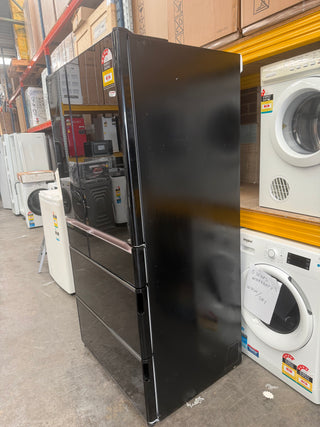 *Made in Japan* Hitachi 735L Black Glass finish R-ZX740RA Non Plumbed Refrigerator [Factory Second]