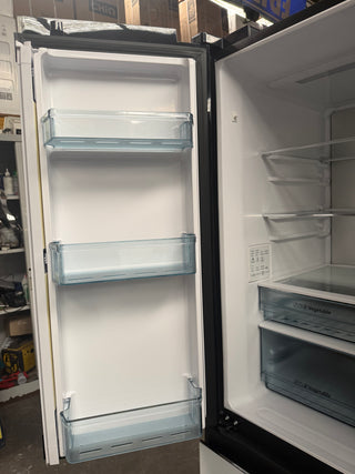 *Current Model* Hitachi 569L RWB640VT0X-1MGW Fridge with Non-Plumbed Ice Maker - Glass Matte White [Factory Second]