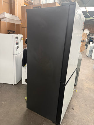 *Current Model* Hitachi 569L RWB640VT0X-1MGW Fridge with Non-Plumbed Ice Maker - Glass Matte White [Factory Second]