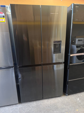 Fisher & Paykel Series 7 538L Quad Door Refrigerator with Ice and Water Black Stainless Steel RF605QNUVB1 [Factory Second]
