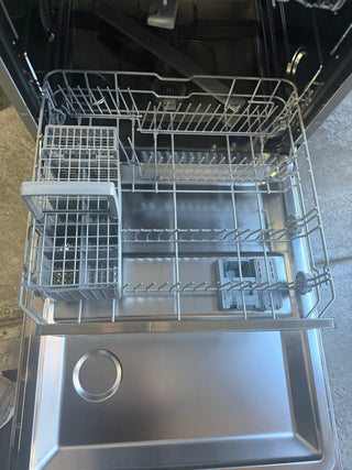 *Current Model* Fisher & Paykel Series 5 Contemporary Freestanding Dishwasher Stainless Steel DW60FC1X2 [Factory Second] NO DAMAGE ON FRONT