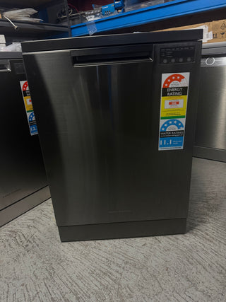 *Current Model* Fisher & Paykel Series 7 Contemporary Freestanding DW60FC4B2 Dishwasher Black Steel [Factory Second] NO DAMAGE ON FRONT