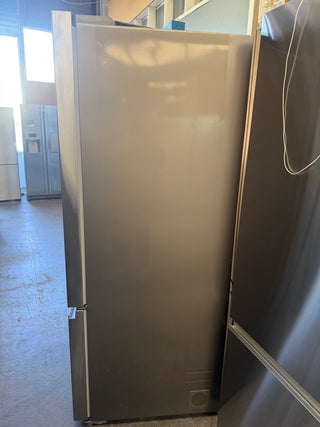 Fisher & Paykel Series 5 515L Bottom Mount Fridge Stainless Steel RF505BRNX1 [Factory Second]