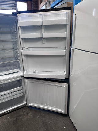 *Current Model* Fisher & Paykel Series 5 494L Bottom Mount Refrigerator Black Stainless Steel RF522BRPB6 [Factory Second]