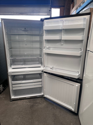 *Current Model* Fisher & Paykel Series 5 494L Bottom Mount Refrigerator Black Stainless Steel RF522BRPB6 [Factory Second]