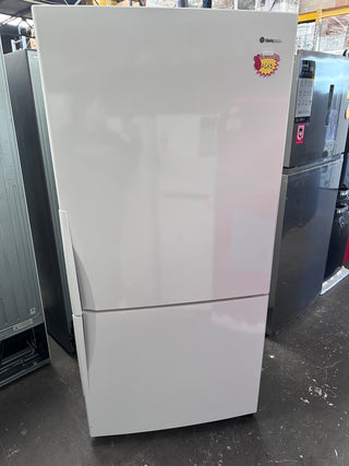 Westinghouse 510L Bottom Mount Fridge [Refurbished]