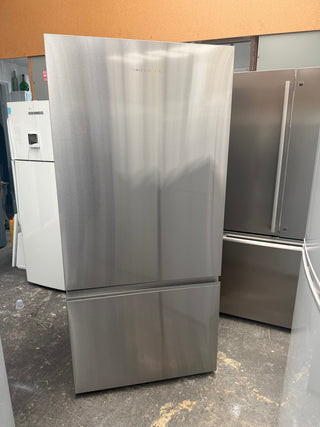 *Current Model* Fisher & Paykel Series 5 515L Bottom Mount Fridge Stainless Steel RF505BRNX1 [Factory Second]