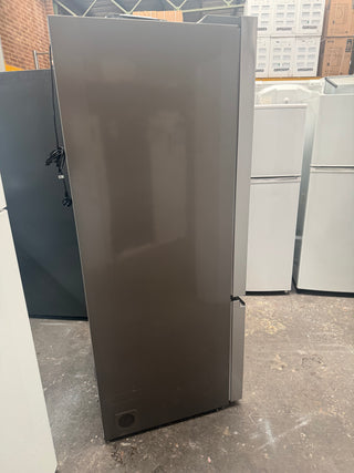 *Current Model* Fisher & Paykel Series 5 515L Bottom Mount Fridge Stainless Steel RF505BRNX1 [Factory Second]