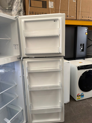 Hisense 326L Top Mount Refrigerator White [Factory Second]