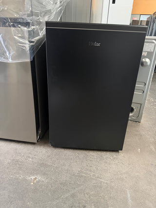 *Current Model* Haier 300 Series 129L Bar Fridge Black HRF130UG2 [Factory Second]