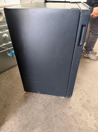 *Current Model* Haier 300 Series 129L Bar Fridge Black HRF130UG2 [Factory Second]