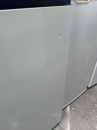 Hisense 422L Top Mount Frost Free Fridge [Refurbished]