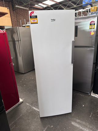 *Made in Europe* Beko 256L Upright Frost Free Freezer BVF290W [Carton Damaged - 12 Months Warranty]