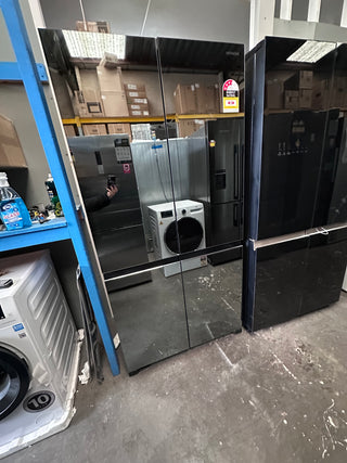 *Current Model *Hitachi 638L French Door Non Plumbed Refrigerator - Mirror Glass RWB640VT0XMIR  [Factory Second]