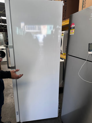 *Made in Europe* Beko 404L Frost Free Upright Freezer BVF404W  [Carton Damage - 12 Months Warranty ]