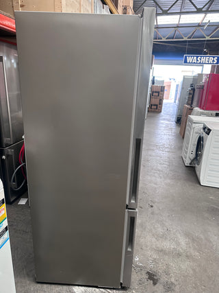 * Current Model * Fisher &Paykel Series 5 494L Stainless Steel Bottom Mount Refrigerator RF522BRPX6 [Factory Second]