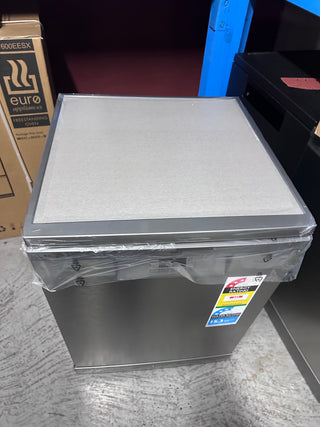 *Current Model* Beko 60cm Freestanding Dishwasher 14 Place Platinum Steel BDFB1410X [Factory Second]