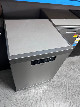 * Made in Europe* Beko BDFB1430X 14 Place Setting Freestanding Dishwasher [Factory Second]