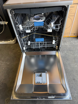 *Current Model - Made in Europe* Beko BDFB1630X 16 Place Setting Freestanding Dishwasher (Platinum Steel) [Factory Second]