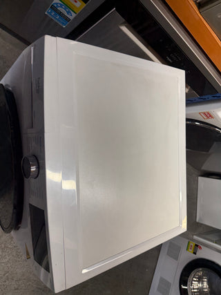 *Currrent Model *Beko 8kg Heat Pump Dryer with Steam and Wi-Fi BDPB803SW [Factory Second]